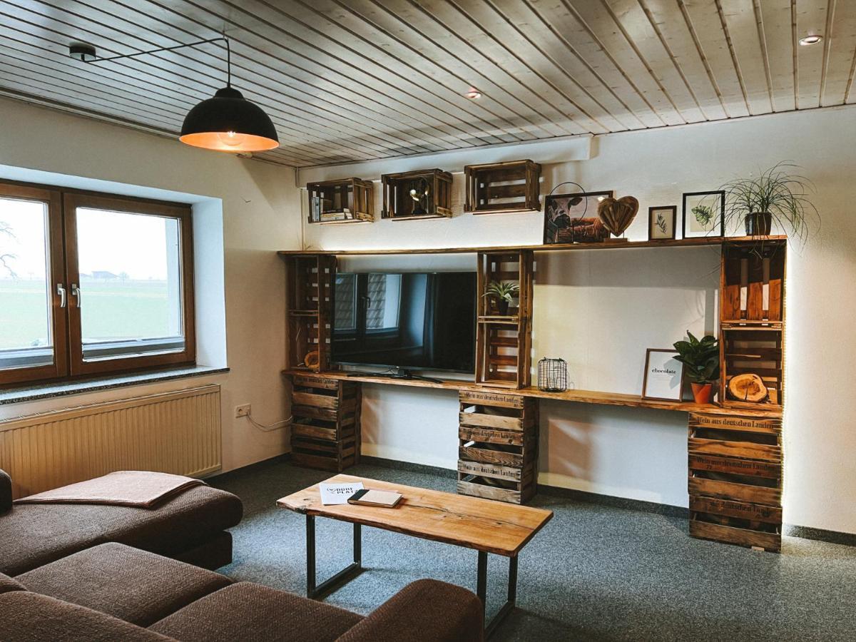 Dorfplatz Loft - Grosszuegig & Modern Nur 10Min Von Rothenburg Odt Apartment Schrozberg Bagian luar foto